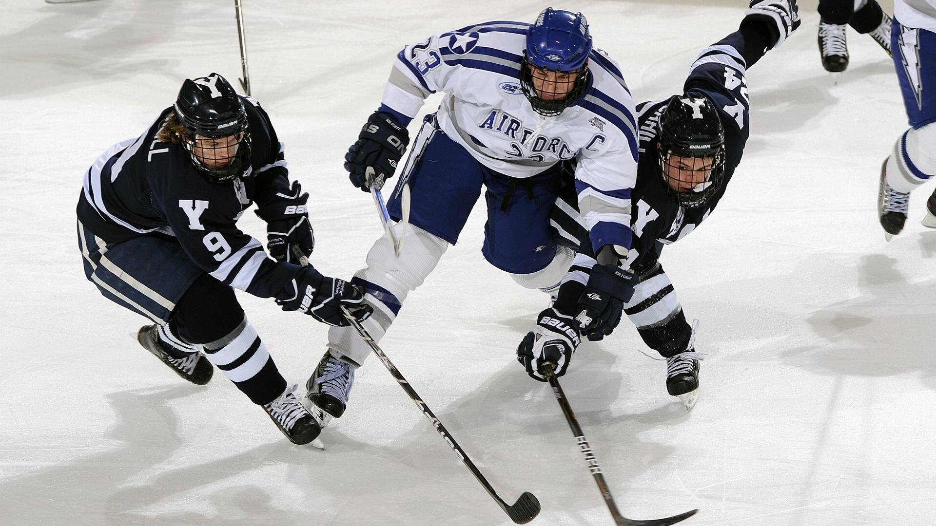 《明星选手的冠名赛事：品牌合作的背后策略》，明星冠名产品什么意思