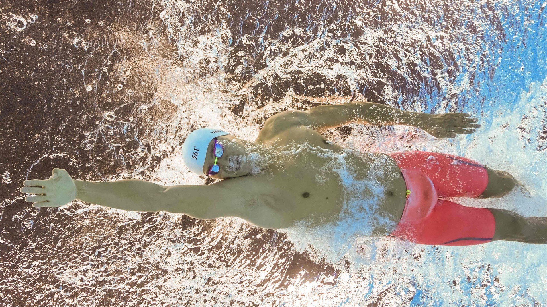 《星际争霸2》赛事观众技术水平：核心玩家的专业分析与深度理解