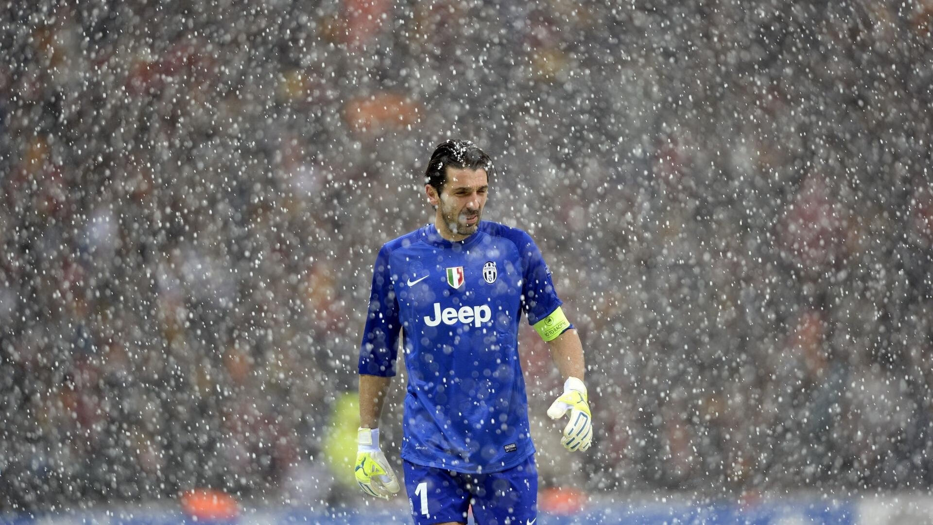 强强对话即将展开，预示一场激烈赛事，强强对话是什么意思