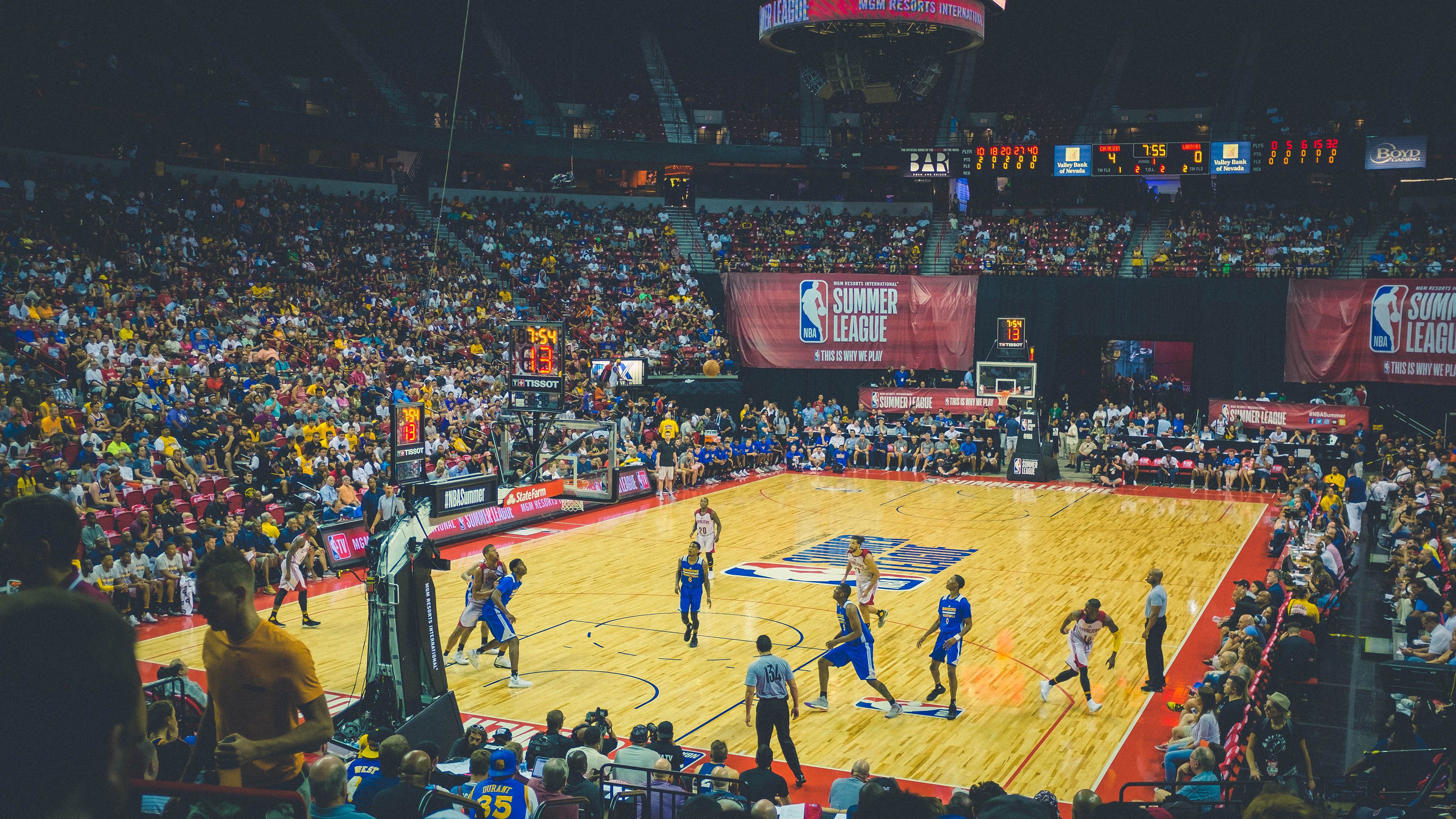 激情燃烧：灰熊与狂热的争夺将打出精彩，激情燃烧勇气